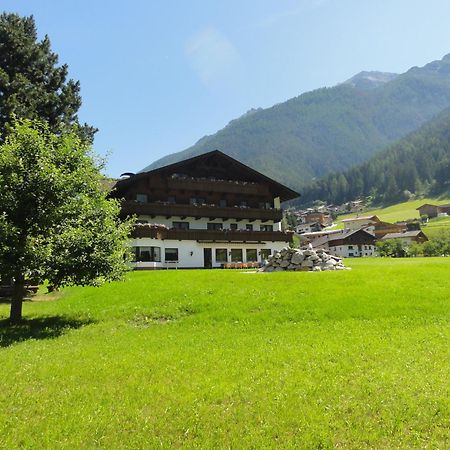 Hotel Steuxner Neustift im Stubaital Kültér fotó