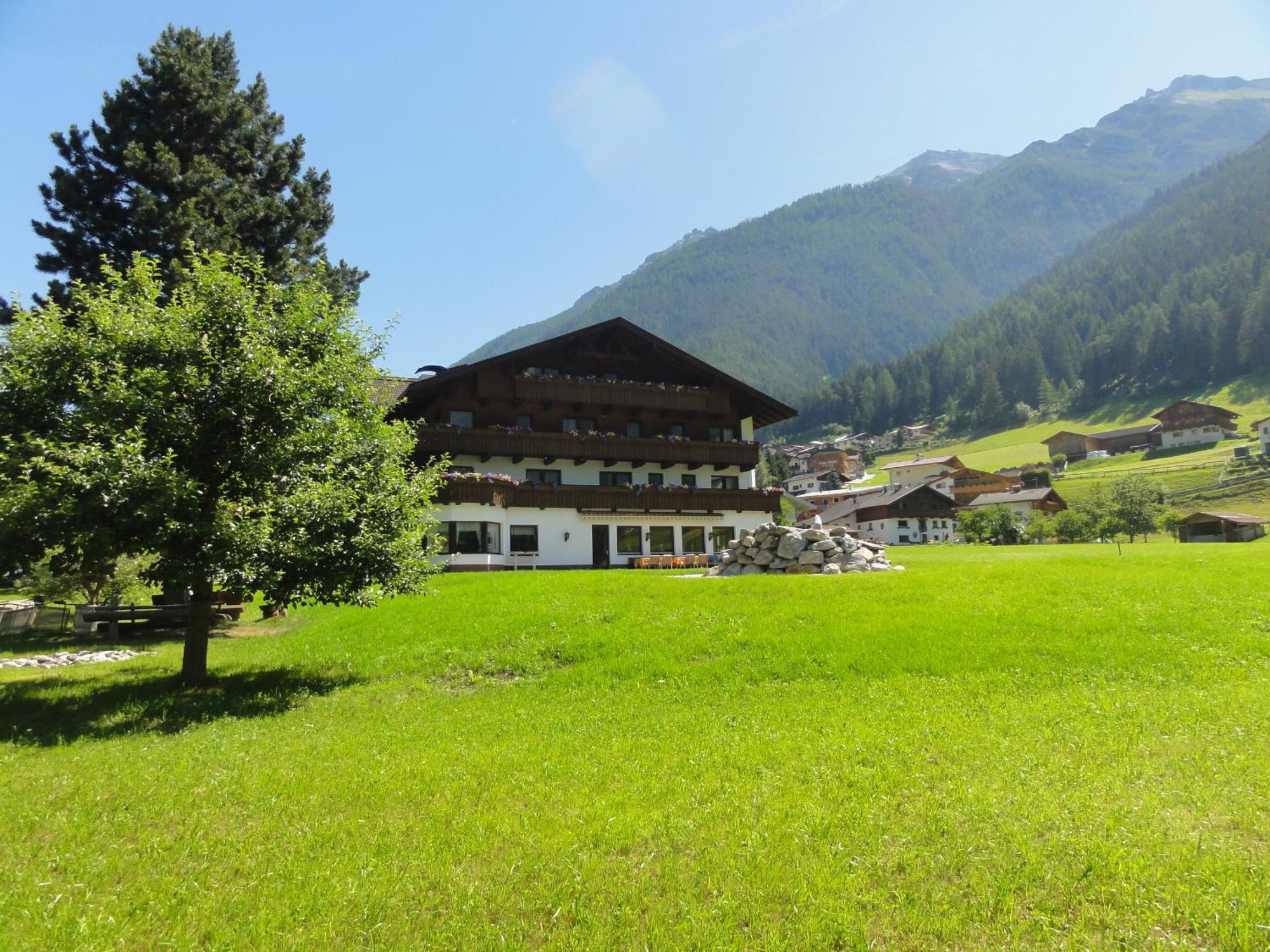 Hotel Steuxner Neustift im Stubaital Kültér fotó