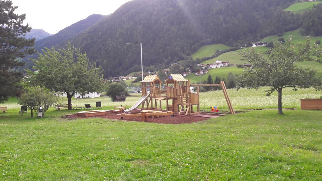 Hotel Steuxner Neustift im Stubaital Kültér fotó