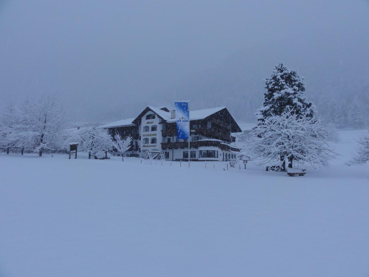 Hotel Steuxner Neustift im Stubaital Kültér fotó